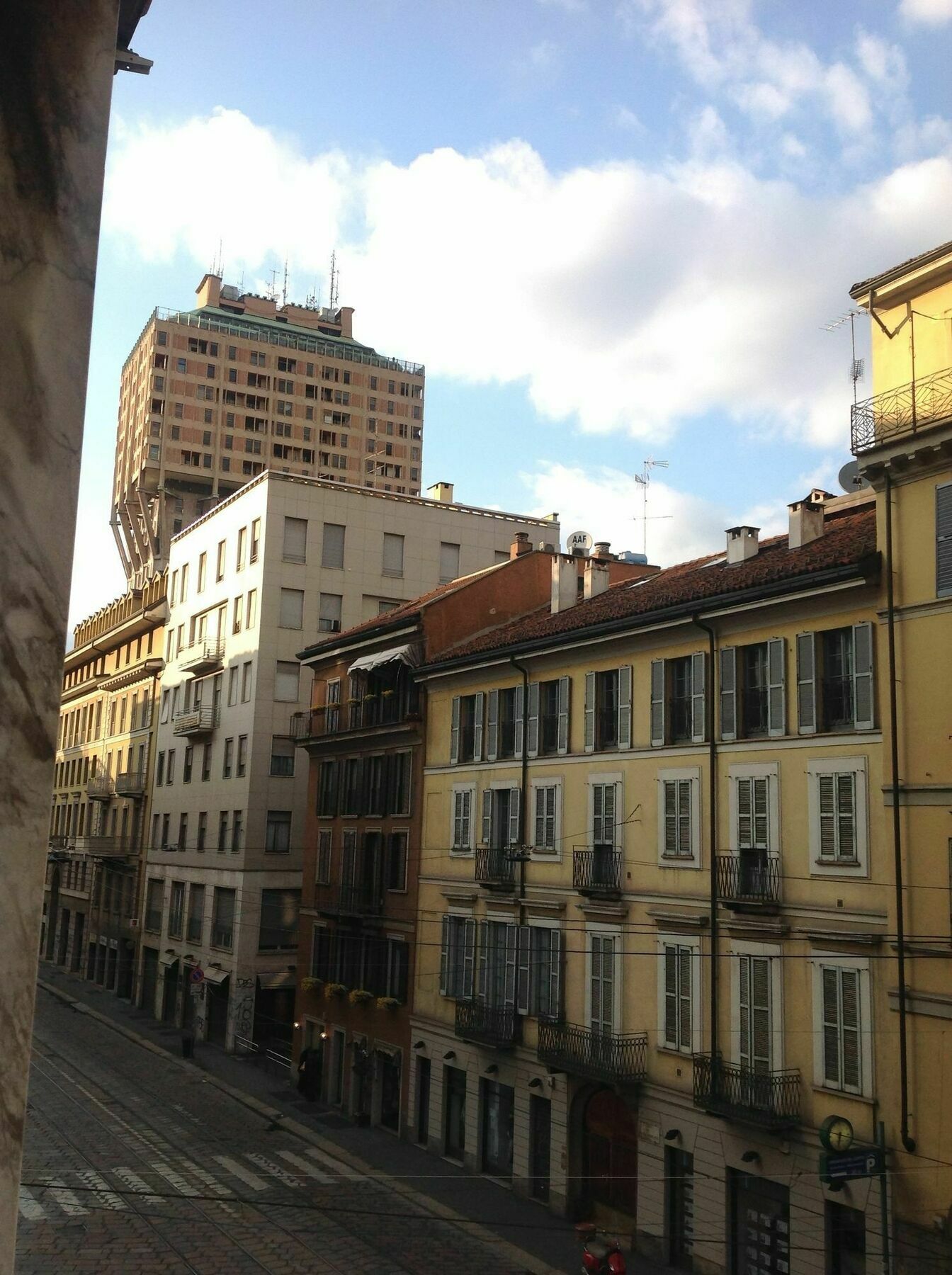 Nibre Apartment Milan Exterior photo